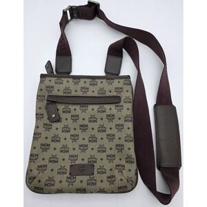 MCM Small Crossbody Bag‎  Great Condition COA Included #0271